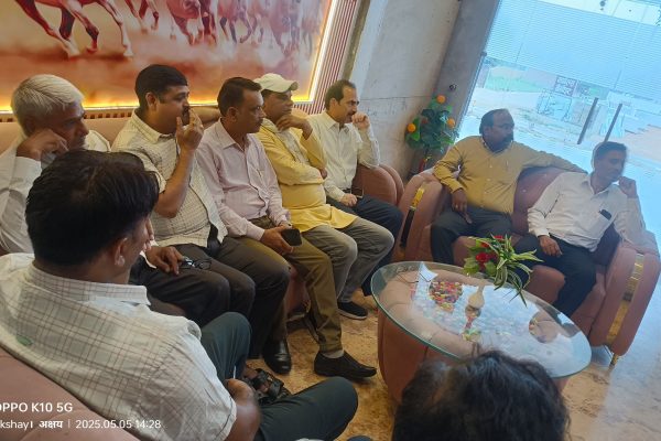 समाज को नई दिशा देगा माता-पिता की स्मृति में होने वाला अखिल भारतीय कवि सम्मेलन