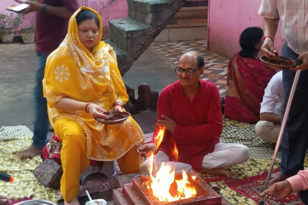हवन यज्ञ महा आरती के साथ चित्रगुप्त पूजा संपन्न